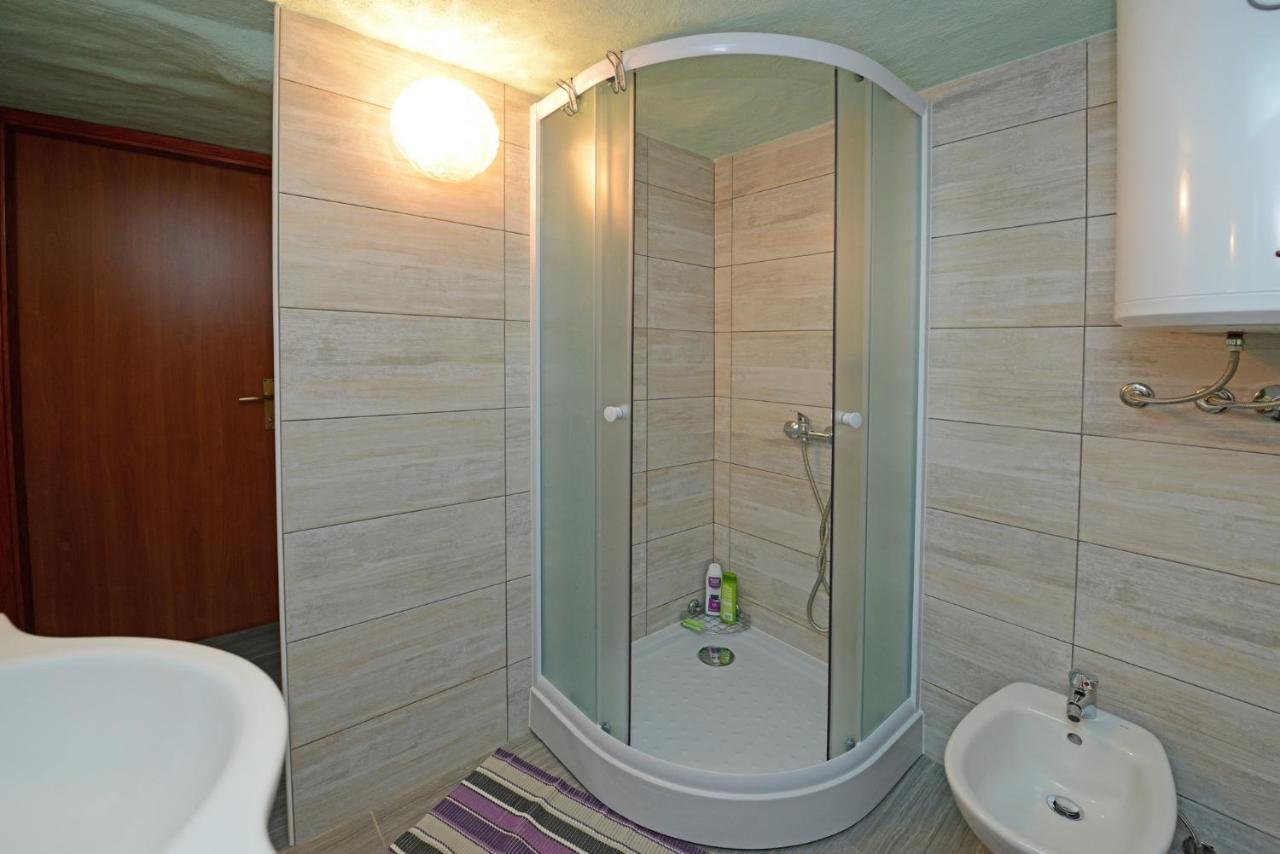 Maja Apartment Višnjan Eksteriør bilde