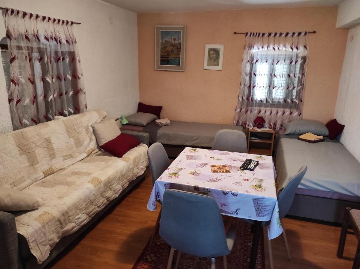 Maja Apartment Višnjan Eksteriør bilde
