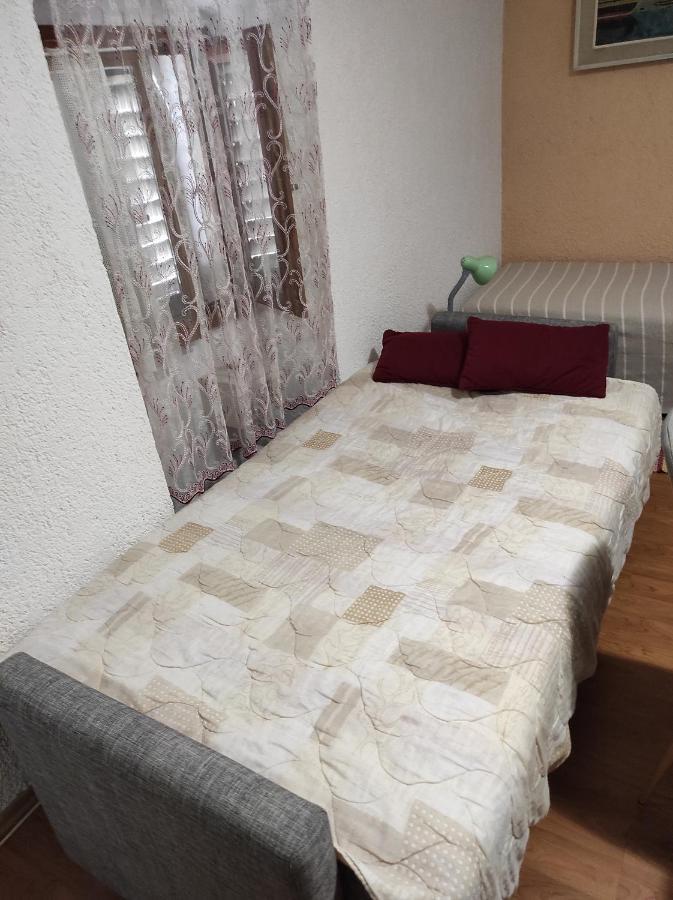 Maja Apartment Višnjan Eksteriør bilde